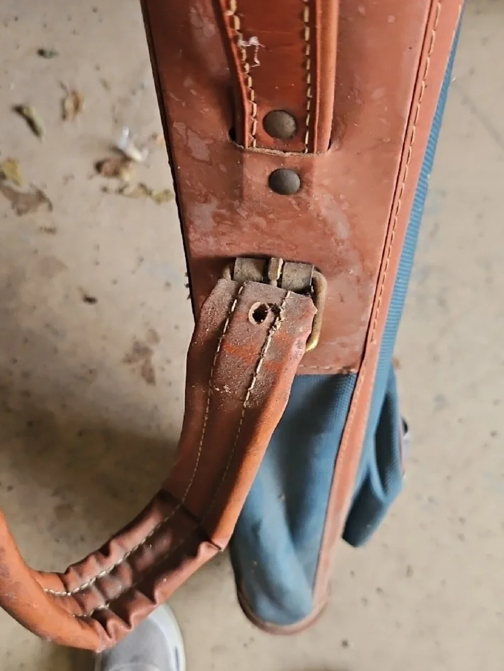 Green Canvas & Brown Leather Golf Club Carry Bag with Shoulder Strap